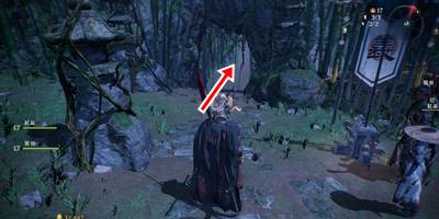 里山に差す巨影5