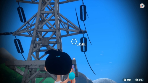 つぎはぎ林の西にある鉄塔の上の紙風船詳細画像